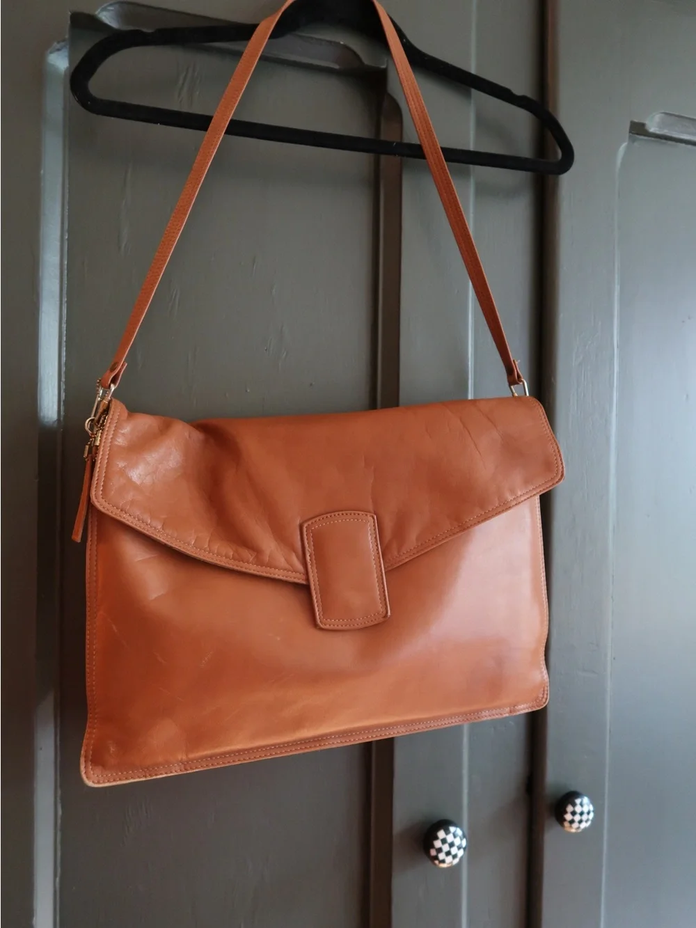 Vintage Leather Shoulder Bag in Cognac